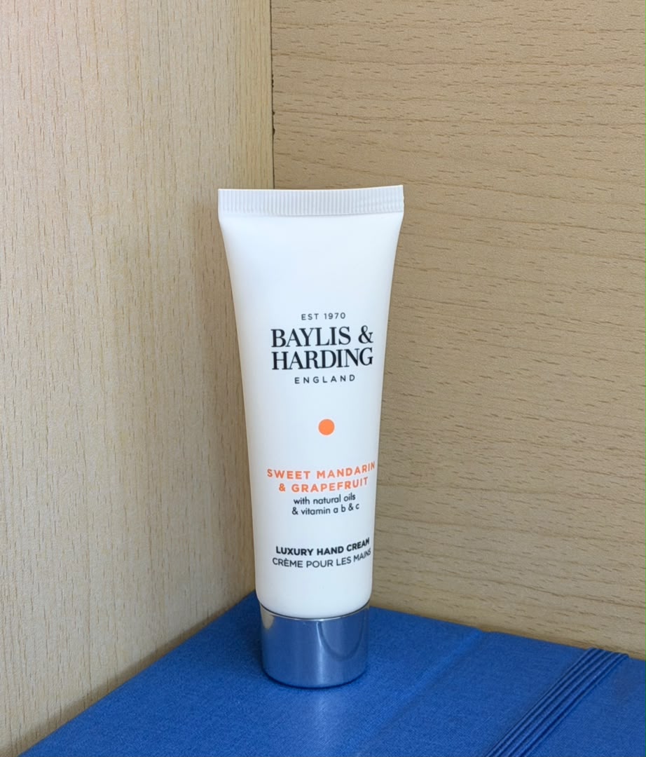 Baylis & Harding Sweet Mandarin and Grapefruit luxury hand cream tube